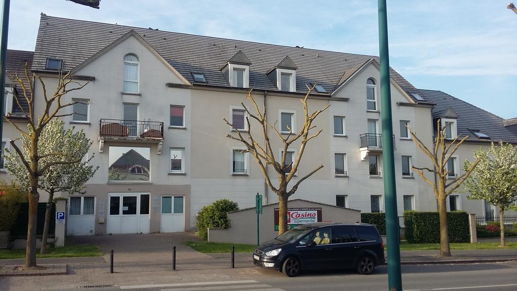 Le Petit Magny Apartment Ngoại thất bức ảnh